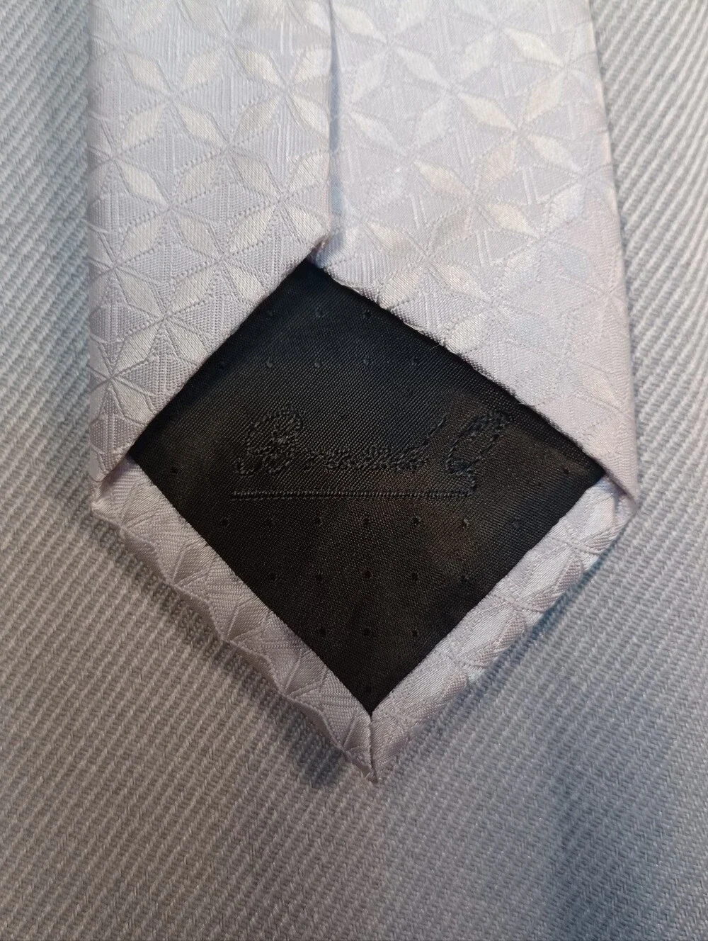 Brand Q Italy Men's Silver Tie Asanoha Pattern (Hemp Leaf Pattern)